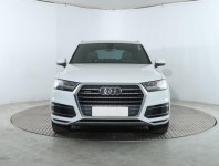 Audi Q7  3.0 TDI 