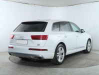 Audi Q7  3.0 TDI 