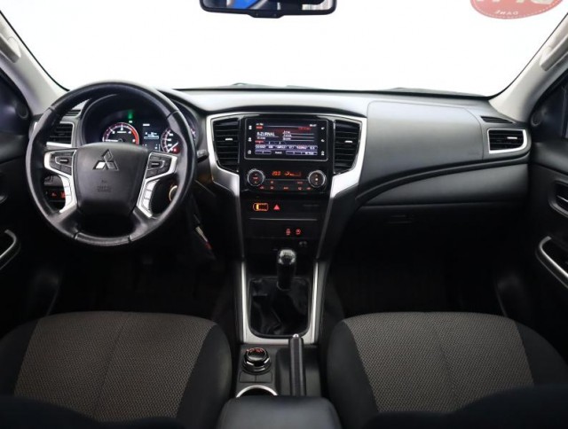 Mitsubishi L200  2.2 DI-D 