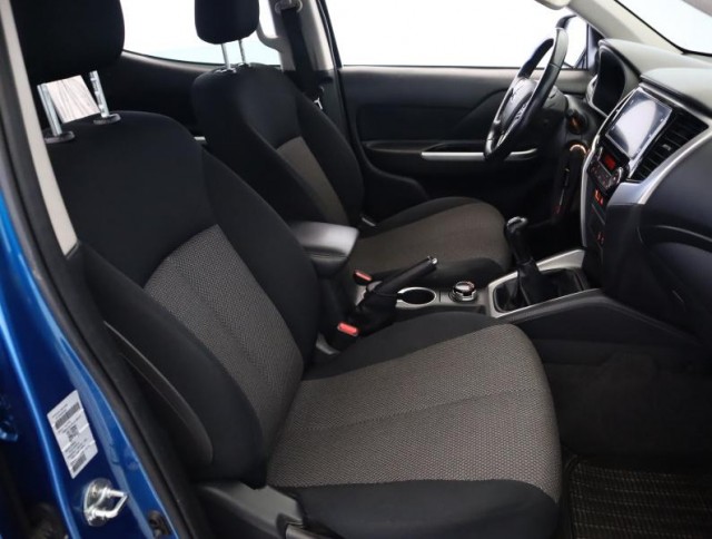 Mitsubishi L200  2.2 DI-D 