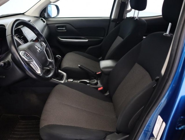 Mitsubishi L200  2.2 DI-D 