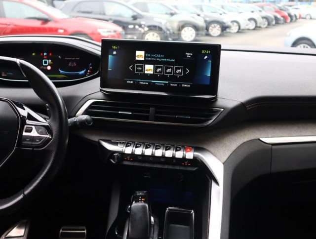 Peugeot 3008  e-Hybrid 300 GT Pack