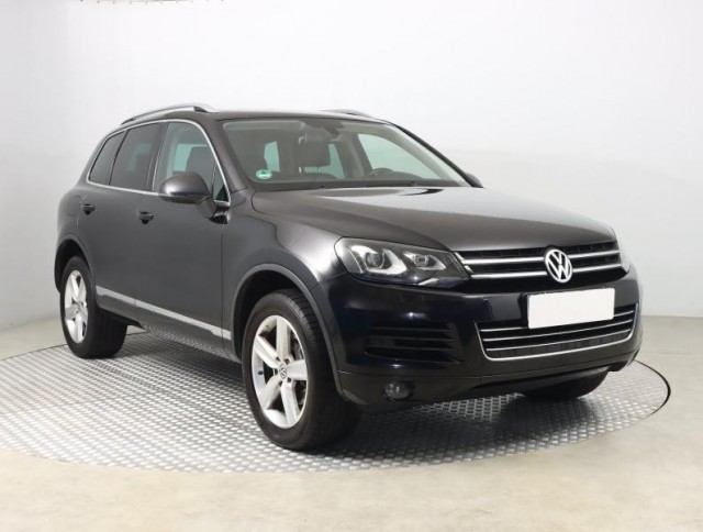 Volkswagen Touareg  3.0 TDI Business