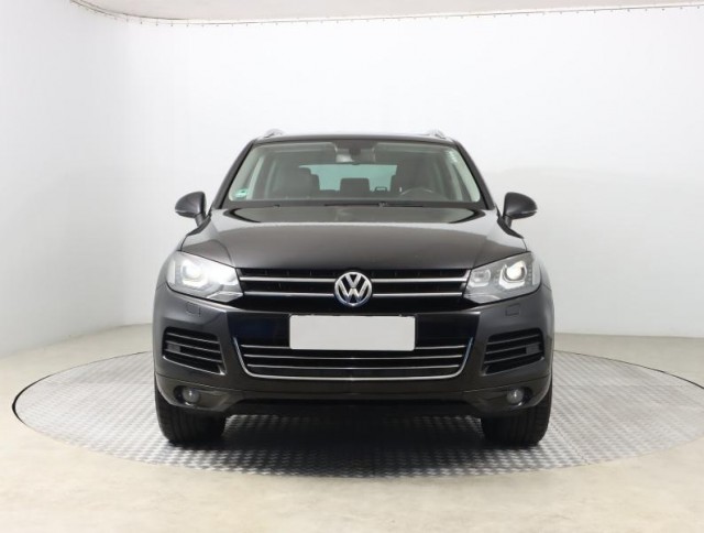 Volkswagen Touareg  3.0 TDI Business