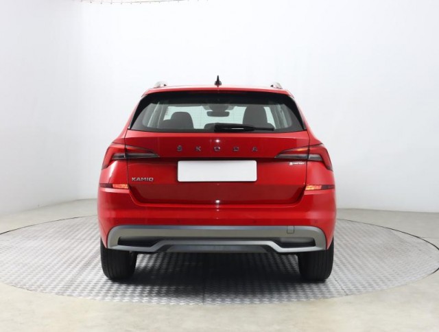 Škoda Kamiq  1.0 TSI Style