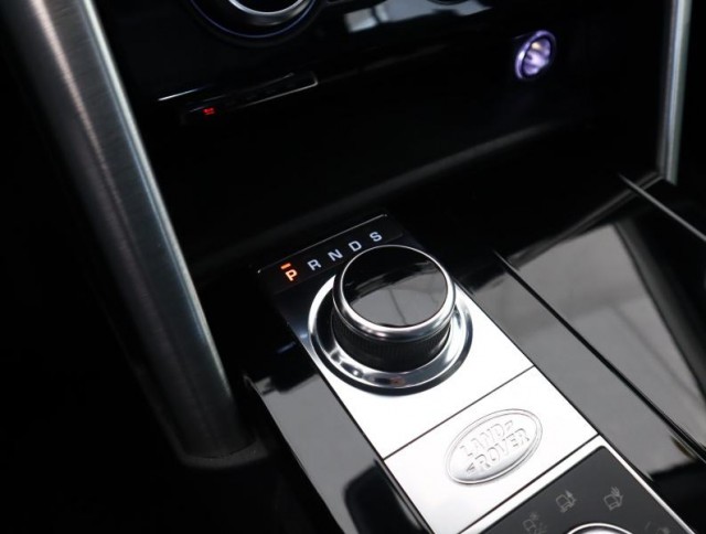 Land Rover Discovery  SDV6 HSE