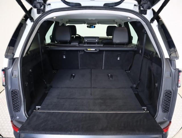 Land Rover Discovery  SDV6 HSE