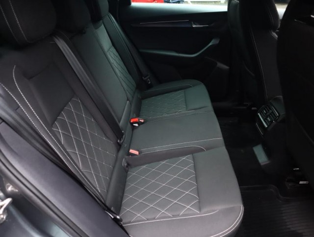 Škoda Karoq  1.5 TSI Sportline