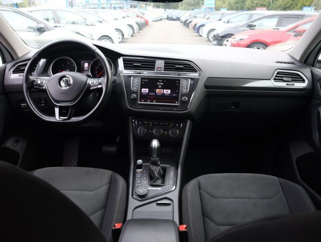 Volkswagen Tiguan  2.0 TDI 