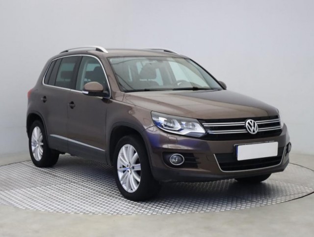 Volkswagen Tiguan  2.0 TDI Sport