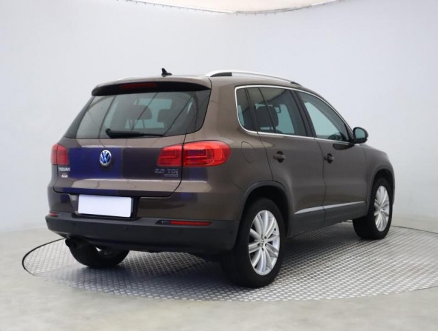 Volkswagen Tiguan  2.0 TDI Sport