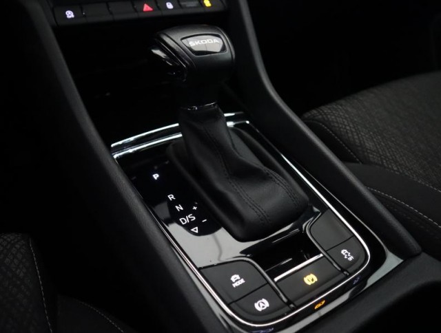 Škoda Karoq  1.5 TSI Style