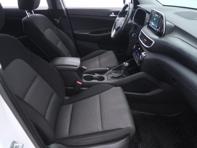 Hyundai Tucson  1.6 T-GDI Trikolor