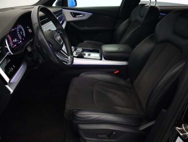 Audi Q7  50 TDI S-Line