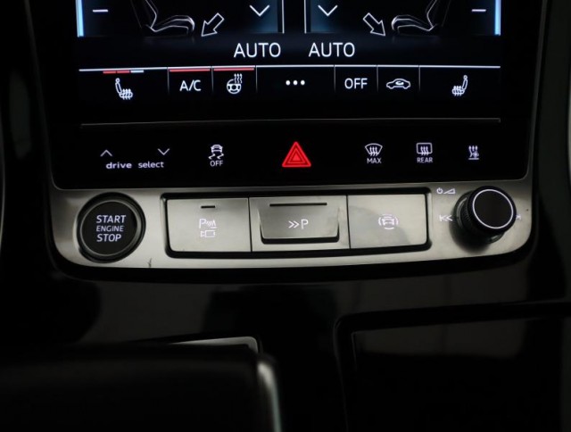 Audi Q7  50 TDI S-Line