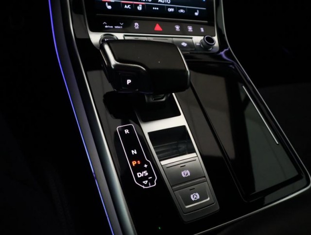 Audi Q7  50 TDI S-Line