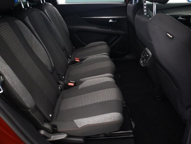 Peugeot 5008  1.5 BlueHDi Active Pack