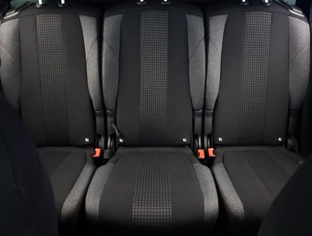 Peugeot 5008  1.5 BlueHDi Active Pack