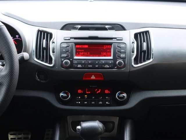 Kia Sportage  2.0 CRDi 