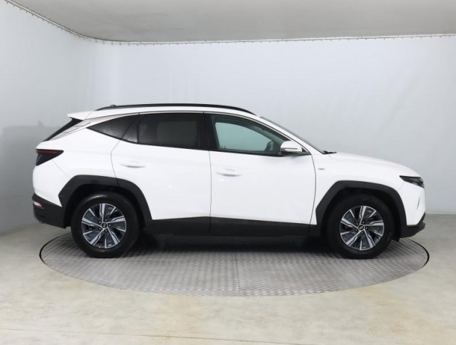 Hyundai Tucson  1.6 T-GDI 48V MHEV Smart