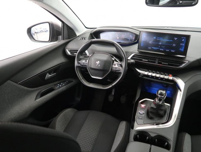 Peugeot 5008  1.5 BlueHDi Active