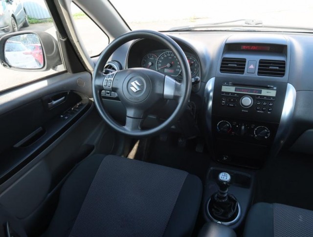 Suzuki SX4  1.6 DDiS GL