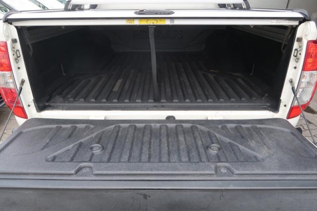 Nissan Navara  2.3 dCi Trek -1°