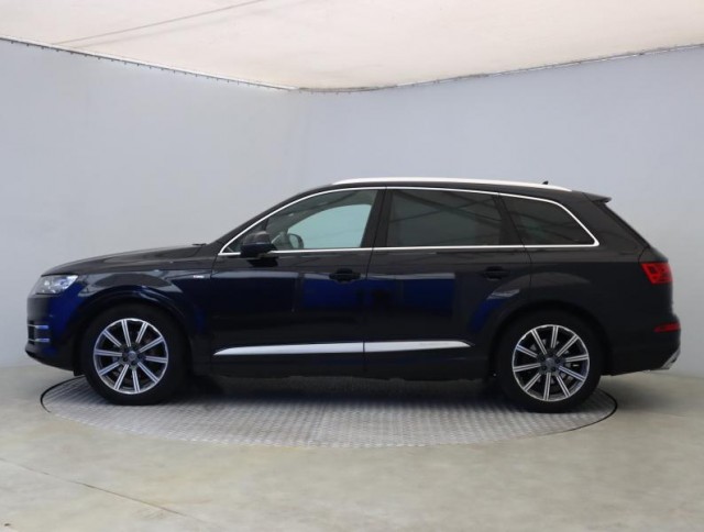 Audi Q7  3.0 TDI 
