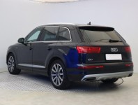 Audi Q7  3.0 TDI 