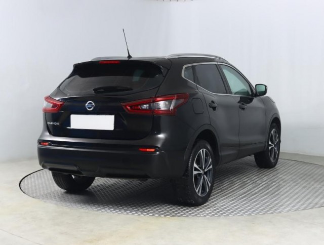Nissan Qashqai  1.3 DIG-T 