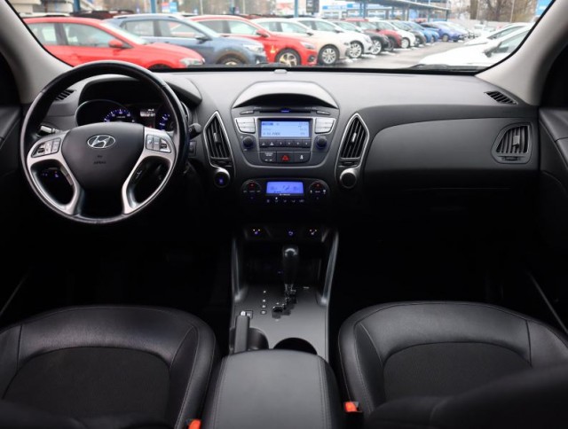 Hyundai ix35  2.0 GDI Trikolor Plus