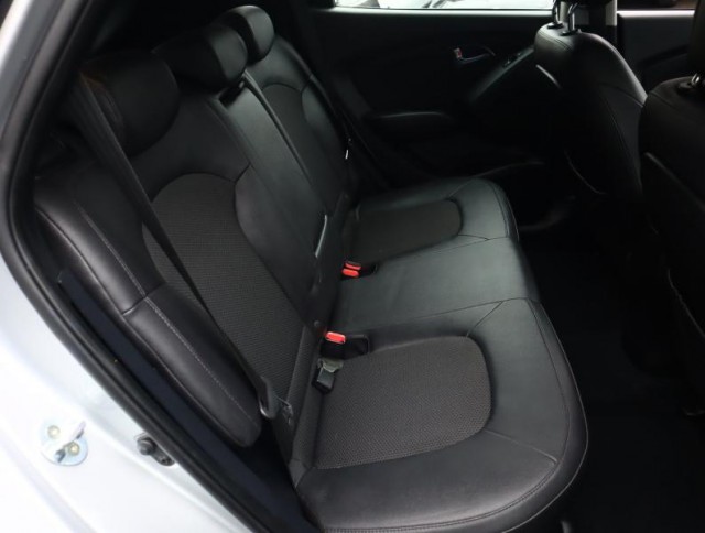 Hyundai ix35  2.0 GDI Trikolor Plus