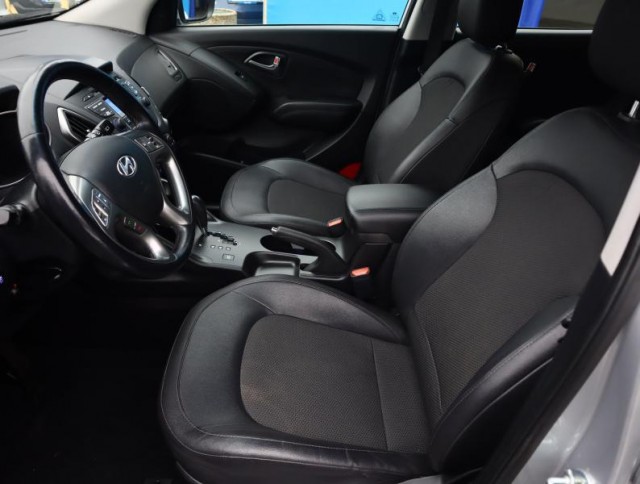 Hyundai ix35  2.0 GDI Trikolor Plus