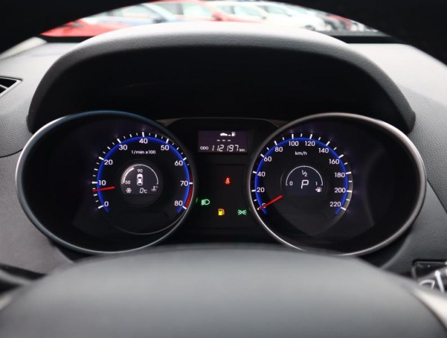 Hyundai ix35  2.0 GDI Trikolor Plus