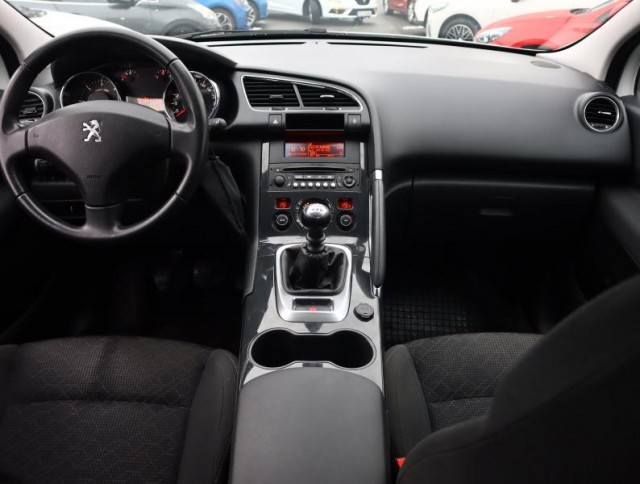 Peugeot 3008  1.6 BlueHDi 