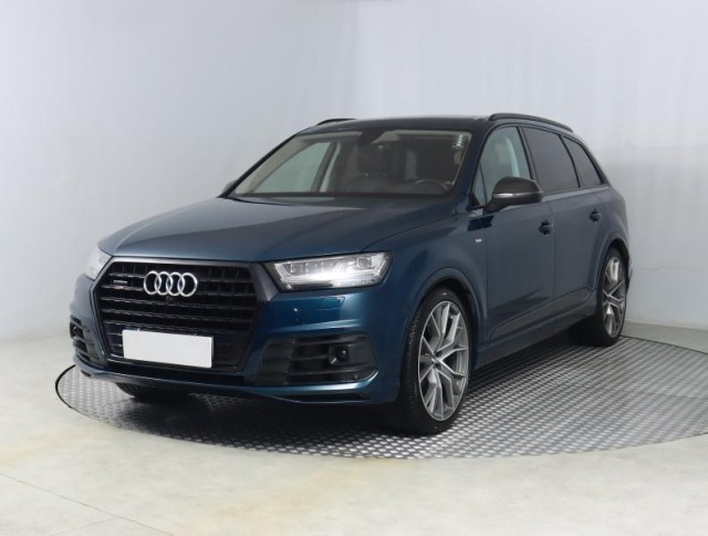 Audi Q7  50 TDI S-Line