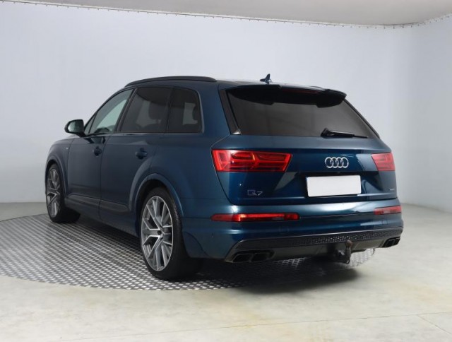 Audi Q7  50 TDI S-Line