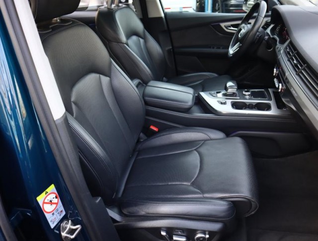 Audi Q7  50 TDI S-Line