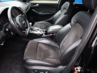 Audi Q5  3.0 TDI S line