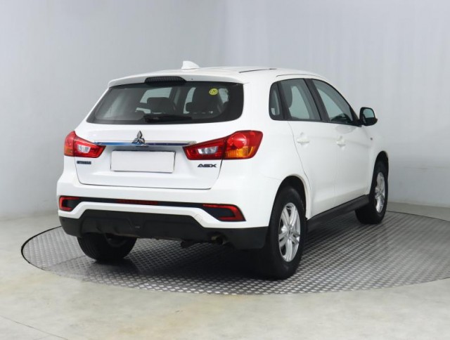 Mitsubishi ASX  1.6 MIVEC Inform