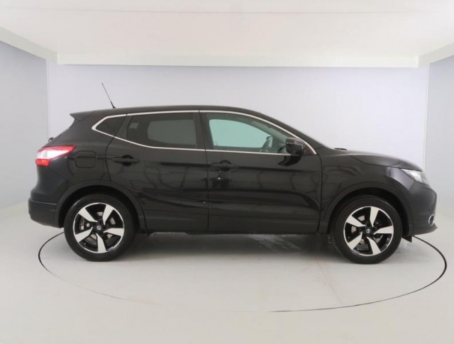 Nissan Qashqai  1.2 DIG-T 