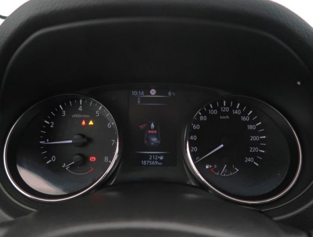 Nissan Qashqai  1.2 DIG-T 