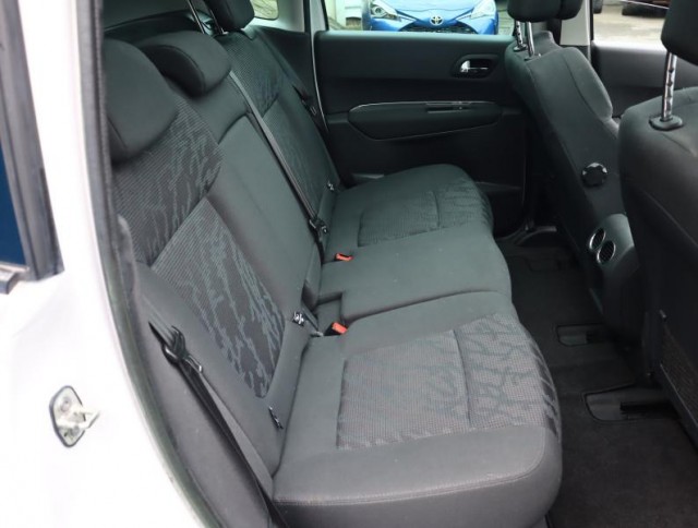 Peugeot 3008  1.6 HDi 