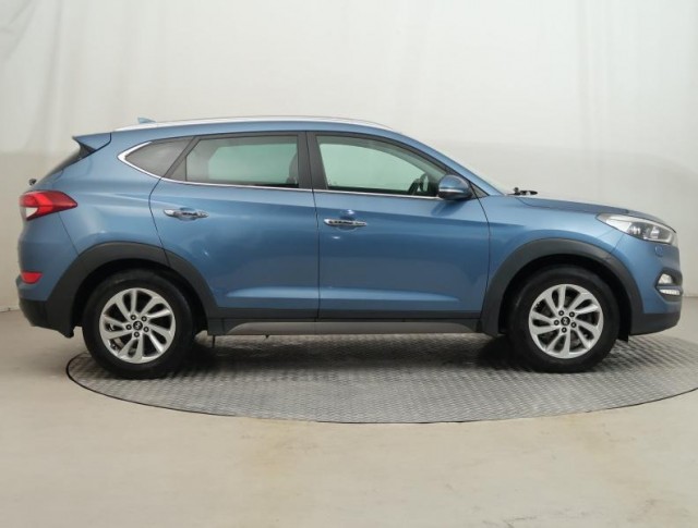 Hyundai Tucson  2.0 CRDi Style