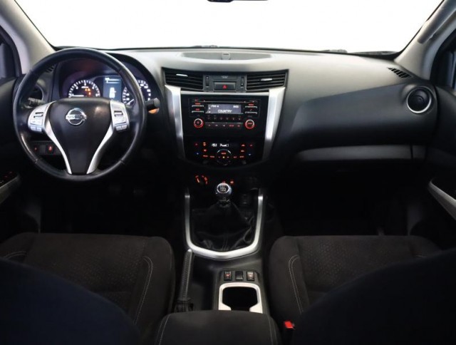 Nissan Navara  2.3 dCi 