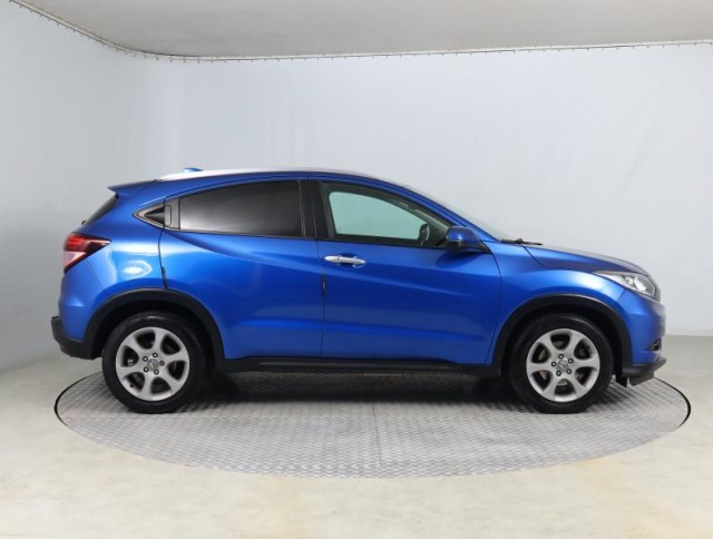 Honda HR-V  1.5 i-VTEC 
