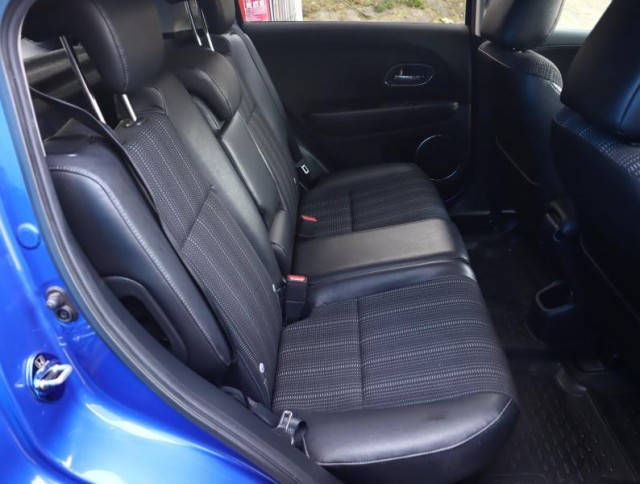 Honda HR-V  1.5 i-VTEC 