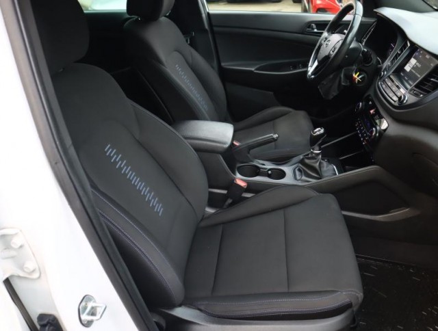 Hyundai Tucson  1.7 CRDi 