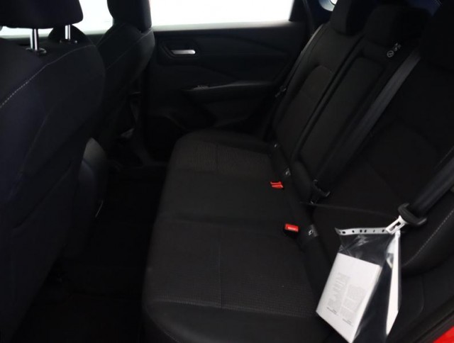 Nissan Qashqai  1.3 DIG-T 