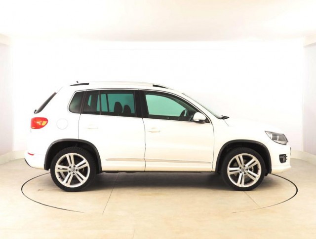 Volkswagen Tiguan  2.0 TDI R-Line